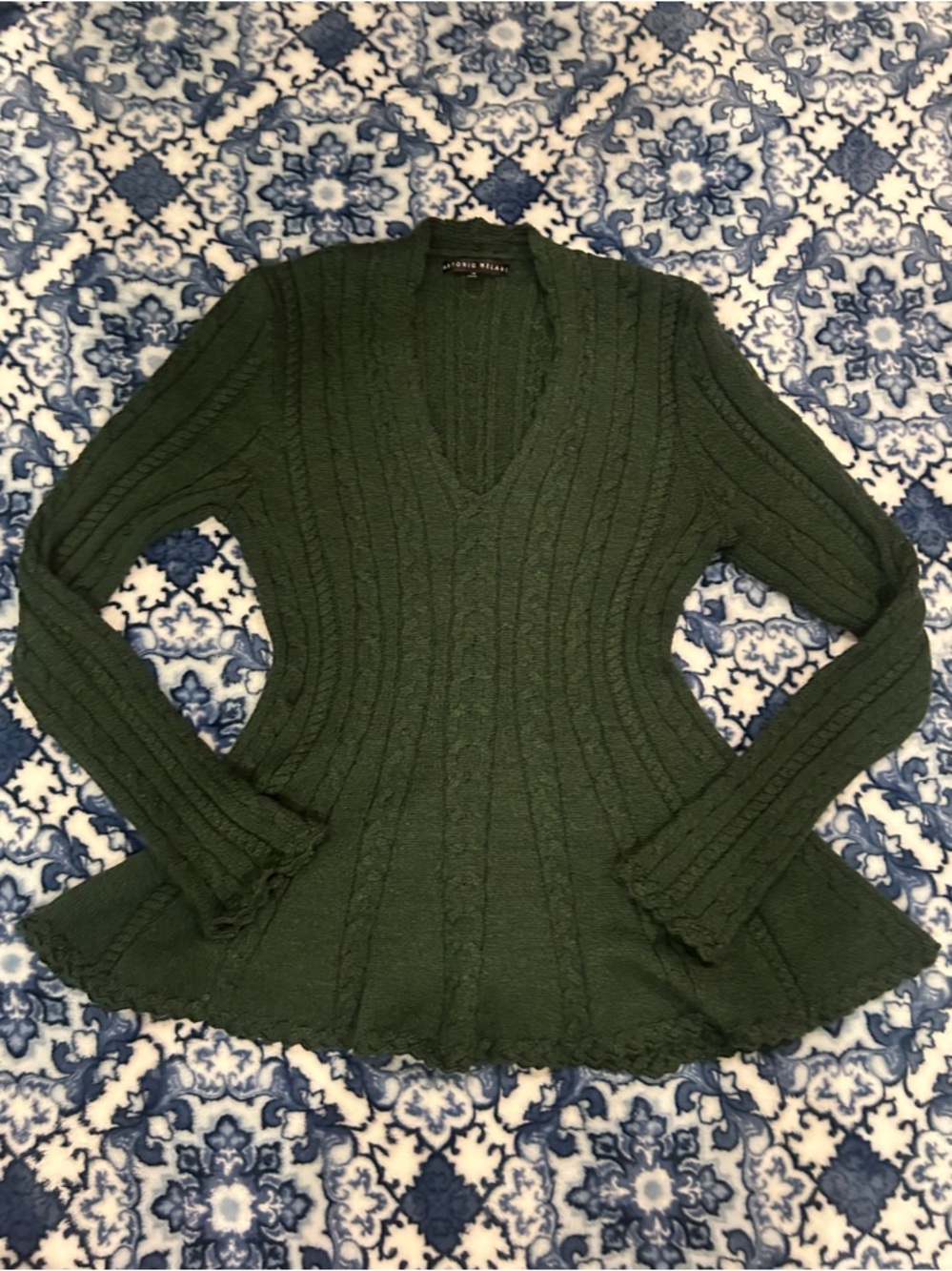 ANTONIO MELANI Dark Green Cable-Knit V-Neck Sweater